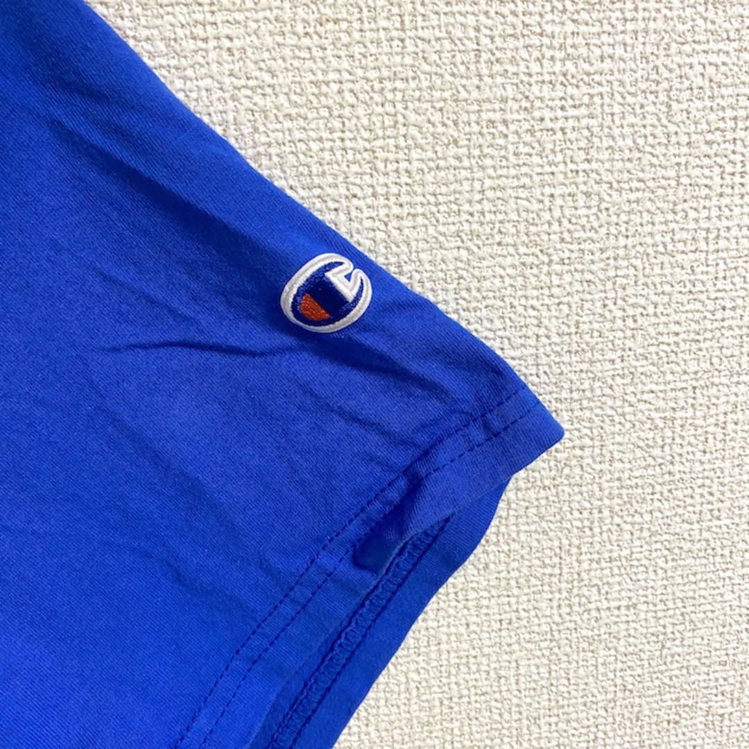 Champion(チャンピオン)の90s 古着 チャンピオン Tシャツ 刺繍ロゴ ゆるダボ バスケ XL メンズのトップス(Tシャツ/カットソー(半袖/袖なし))の商品写真