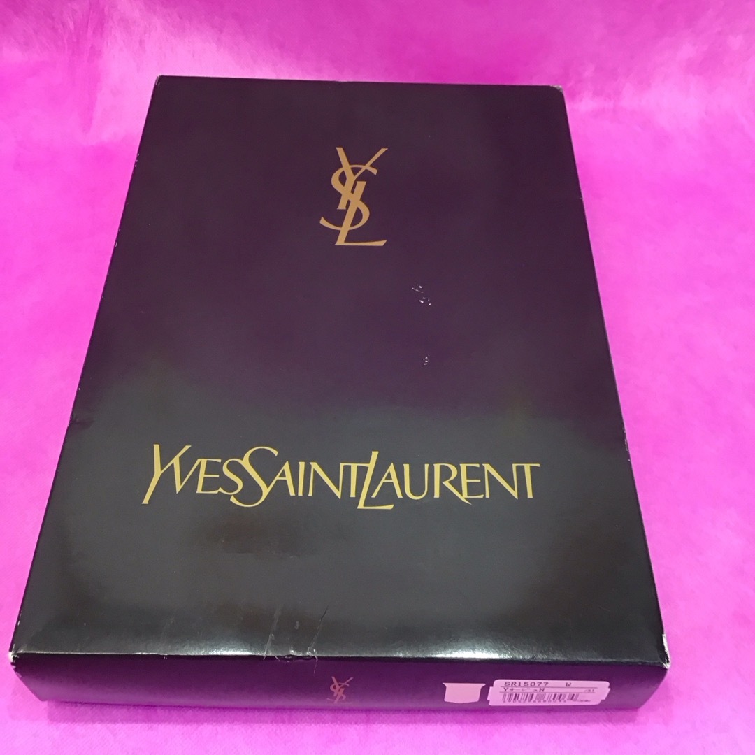 Yves Saint Laurent(イヴサンローラン)のYvesSaintLaurentサンローランタオルKB2436 インテリア/住まい/日用品の日用品/生活雑貨/旅行(タオル/バス用品)の商品写真