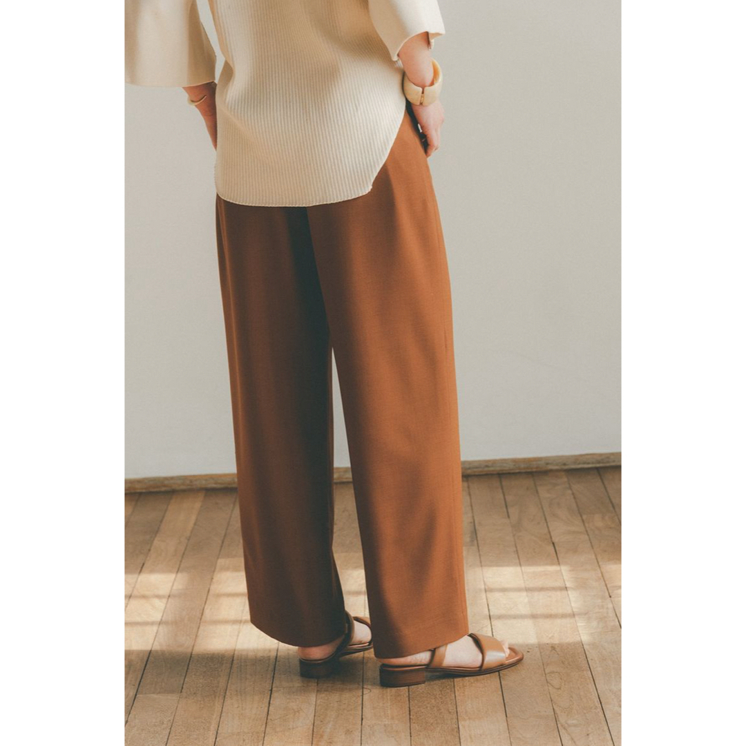 CLANE(クラネ)の【CLANE】22SS BASIC TUCK PANTS ベーシックタックパンツ レディースのパンツ(カジュアルパンツ)の商品写真