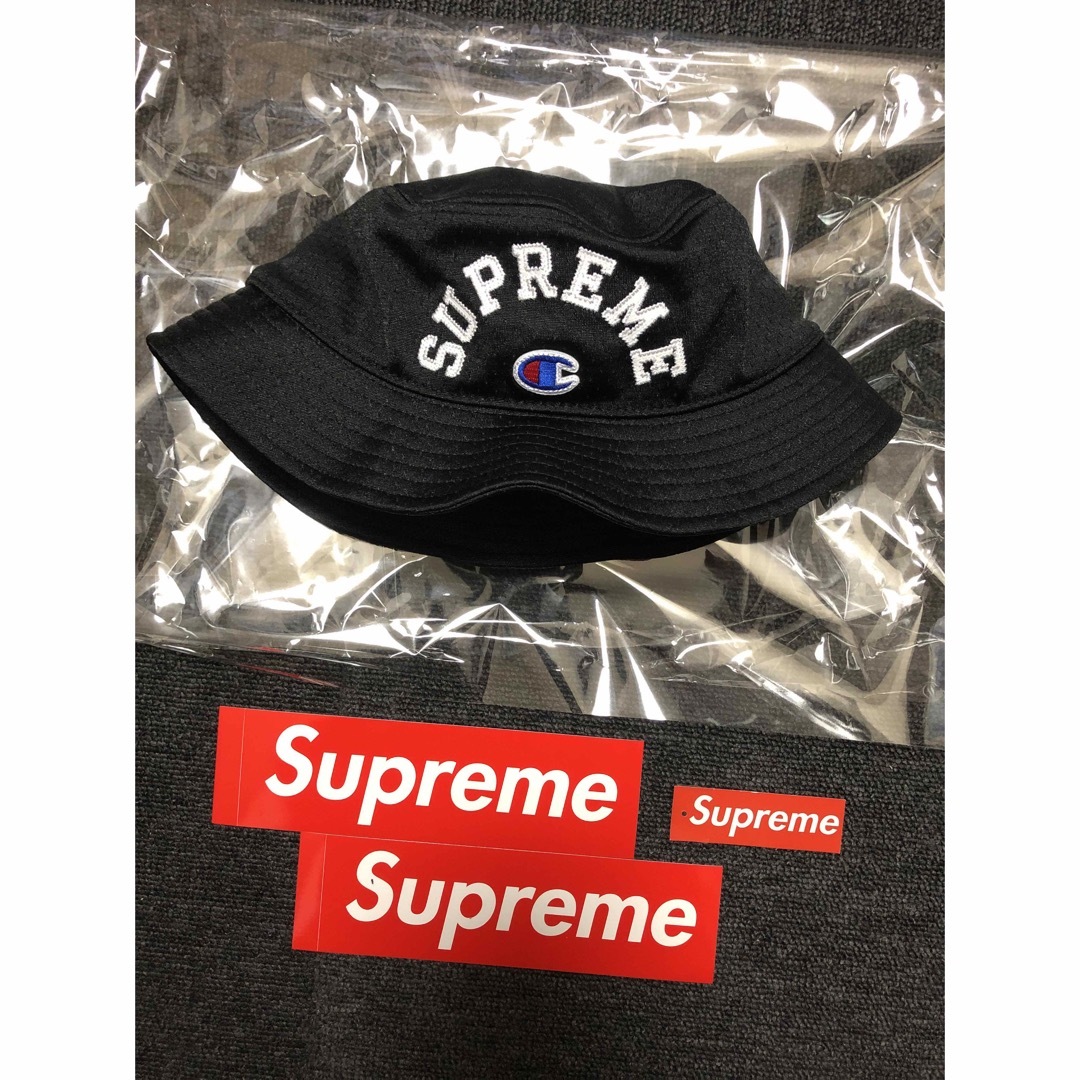 Supreme(シュプリーム)の【新品】Supreme x Champion Mesh Crusher 黒XL メンズの帽子(ハット)の商品写真