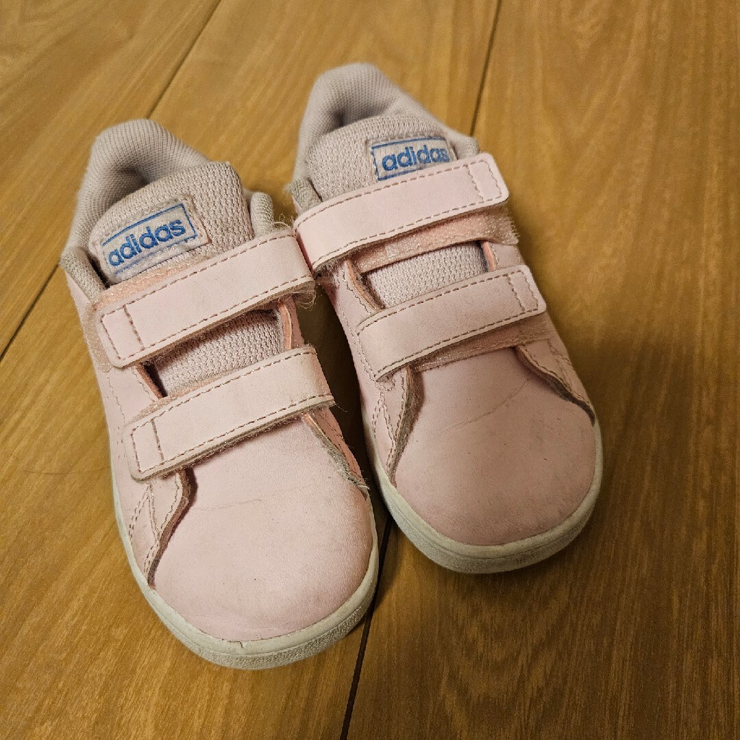 adidas(アディダス)のadidas　ベビー　キッズ　子供　アディダス　スニーカー　花柄　14cm キッズ/ベビー/マタニティのベビー靴/シューズ(~14cm)(スニーカー)の商品写真