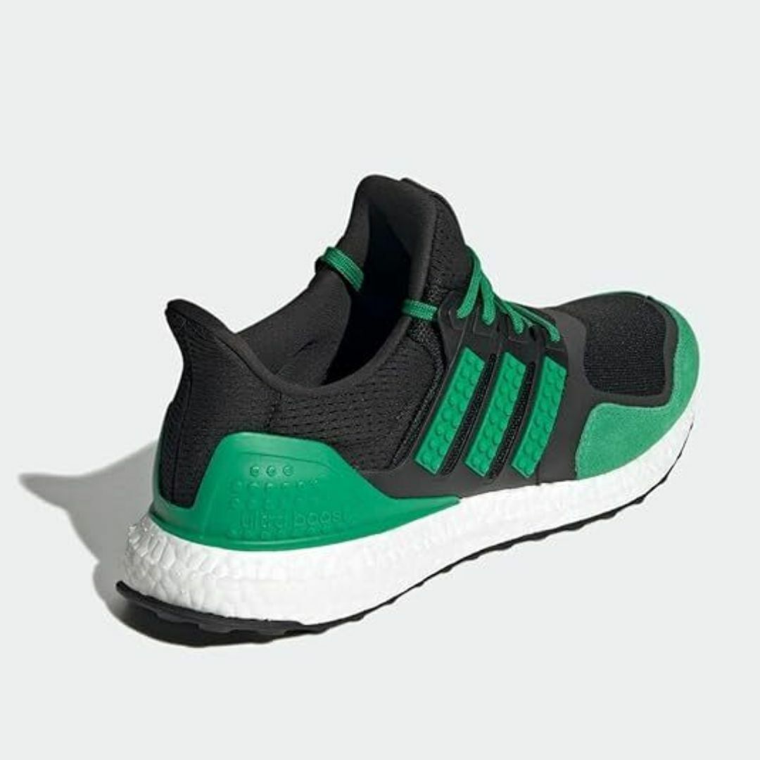 adidas(アディダス)の新品 adidas 27.0cm LEGO ULTRABOOST DNA スポーツ/アウトドアのスポーツ/アウトドア その他(陸上競技)の商品写真