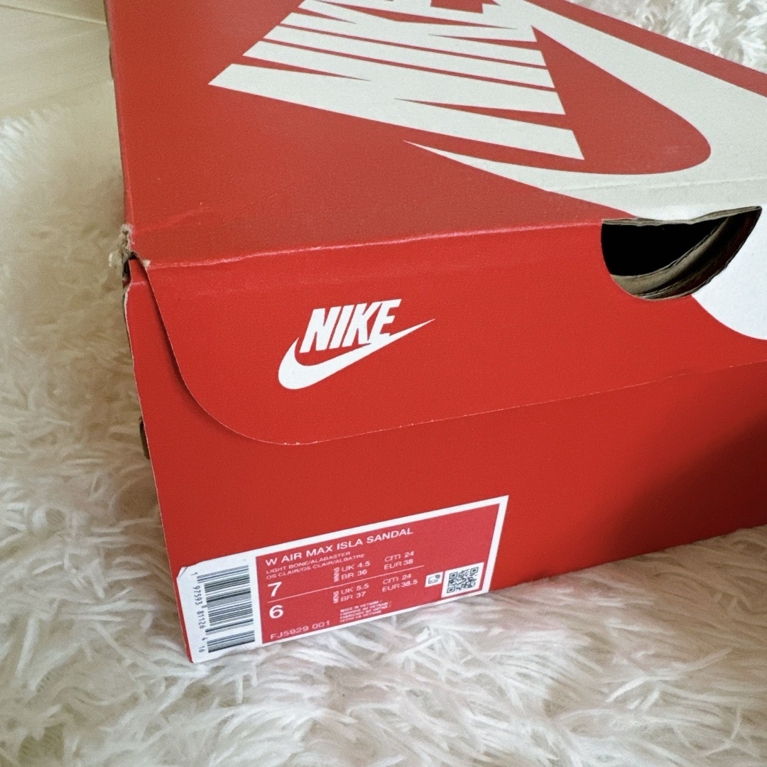 NIKE(ナイキ)の希少　新品　エアマックスアイラ　24cm AIRMAX ISLA ライトボーン レディースの靴/シューズ(サンダル)の商品写真