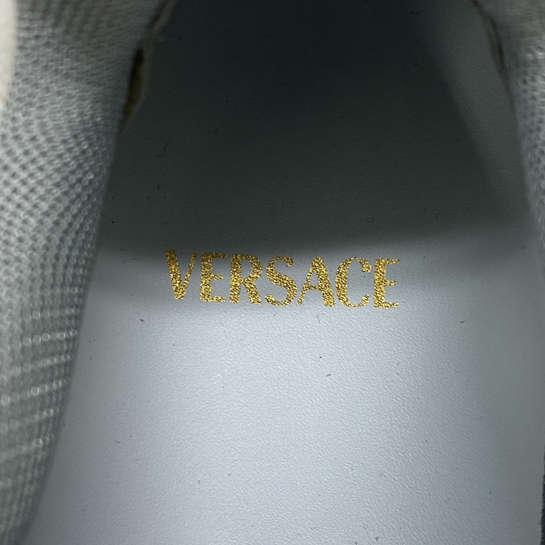 VERSACE(ヴェルサーチ)のヴェルサーチ VERSACE スニーカー
 メドゥーサ 41 ピンク メンズの靴/シューズ(スニーカー)の商品写真