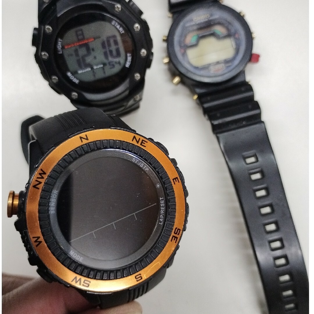 デジタルって感じの 腕時計　まとめてセット　CASIO など まとめ売り メンズの時計(腕時計(デジタル))の商品写真