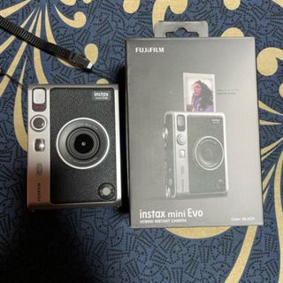 フジフイルム(富士フイルム)のチェキ FUJIFILM instax mini evo  (フィルムカメラ)