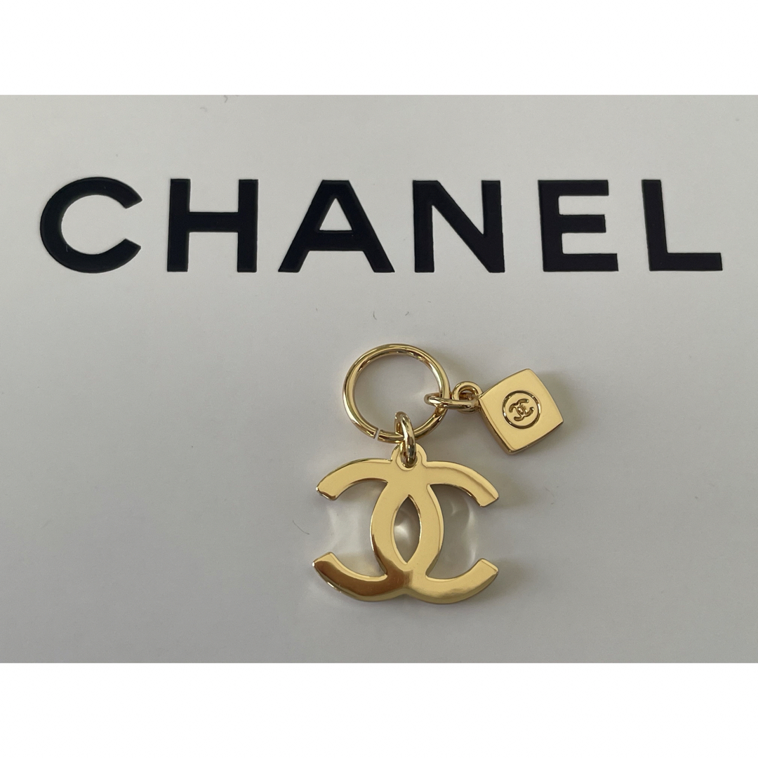 CHANEL(シャネル)のCHANELノベルティチャーム レディースのアクセサリー(チャーム)の商品写真