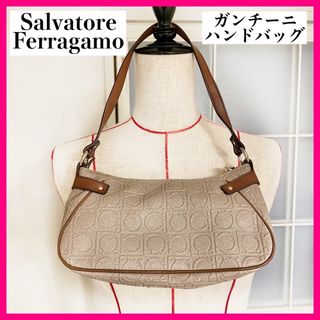 サルヴァトーレフェラガモ(Salvatore Ferragamo)のFerragamo サルバトーレフェラガモ　ガンチーニ　ハンドバッグ(ハンドバッグ)