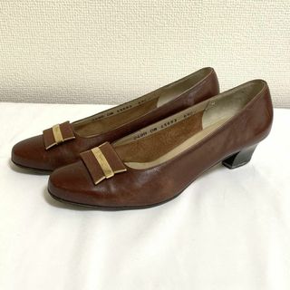 サルヴァトーレフェラガモ(Salvatore Ferragamo)のSalvatore Ferragamo サルヴァトーレ フェラガモ パンプス 赤(ハイヒール/パンプス)