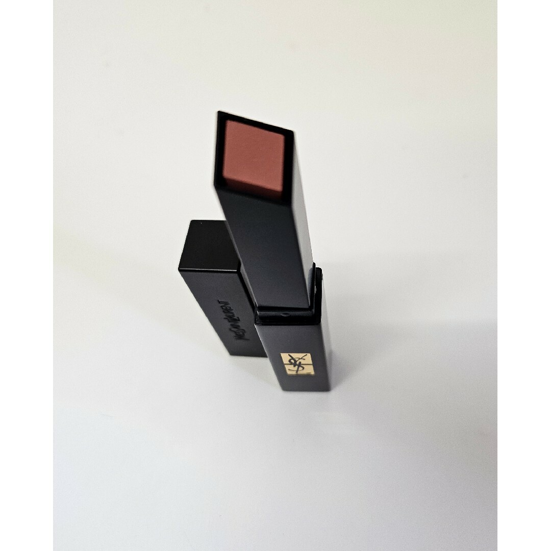 Yves Saint Laurent Beaute(イヴサンローランボーテ)の未使用！YSL イヴ・サンローラン　ルージュピュールクチュール　ベルベット317 コスメ/美容のベースメイク/化粧品(口紅)の商品写真