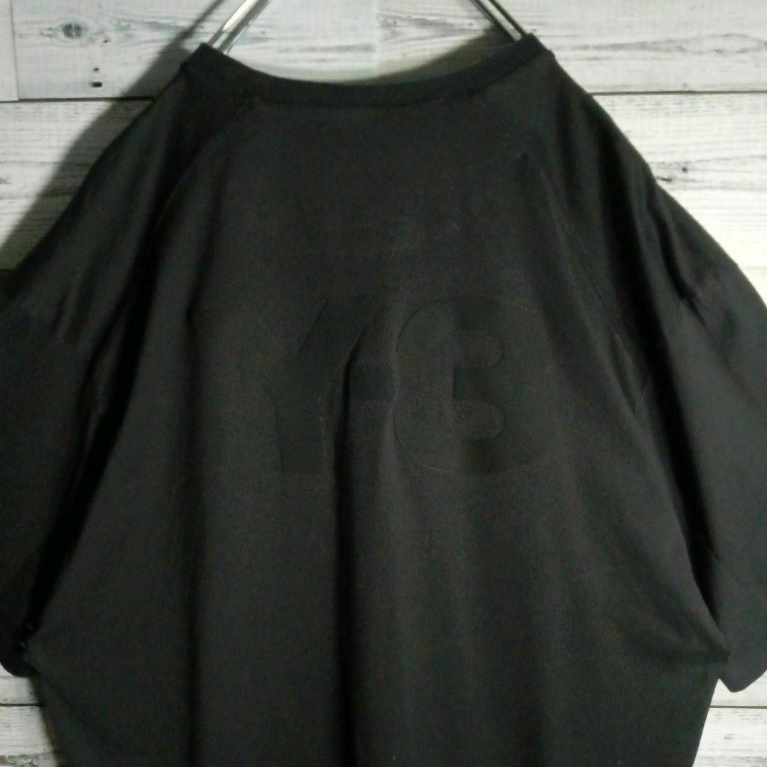 Y-3(ワイスリー)の【超人気モデル】Y-3 ワイスリー☆バックビッグロゴ入りTシャツ 希少 入手困難 メンズのトップス(Tシャツ/カットソー(半袖/袖なし))の商品写真