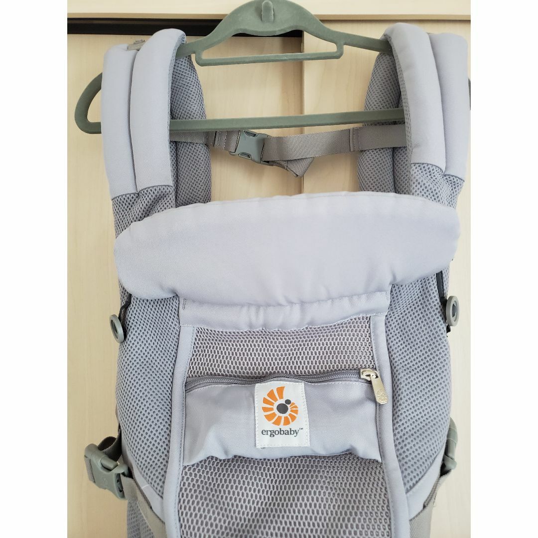 Ergobaby(エルゴベビー)のエルゴベビー・ベビーキャリア　ADAPT キッズ/ベビー/マタニティの外出/移動用品(キャリーバスケット)の商品写真