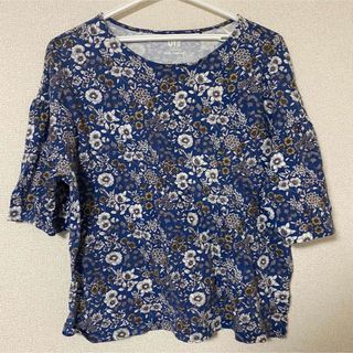 ユニクロ(UNIQLO)の#3189 ユニクロ　XL 半袖　Tシャツ　UT ネイビー花柄(Tシャツ(半袖/袖なし))