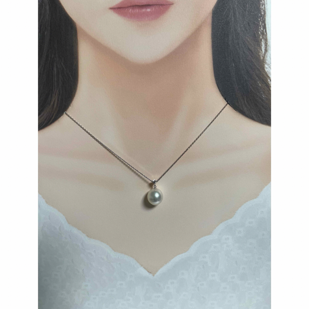 MIKIMOTO(ミキモト)の【美品】ミキモト大玉白蝶ペンダントトップ12.5mmダイヤ付き k18 レディースのアクセサリー(ネックレス)の商品写真