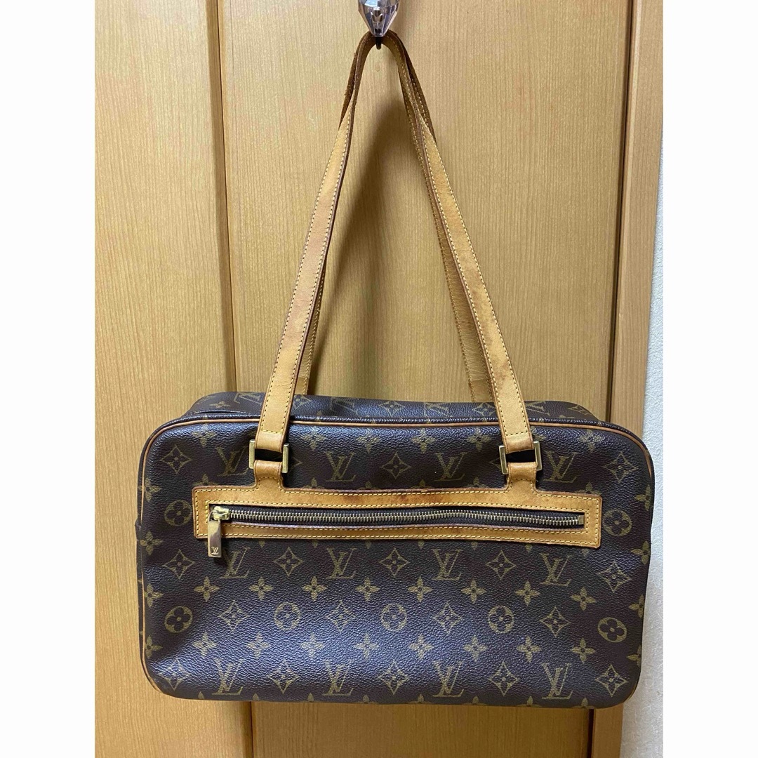 LOUIS VUITTON(ルイヴィトン)のルイヴィトンシテGM ショルダーバッグ  モノグラム レディースのバッグ(ショルダーバッグ)の商品写真