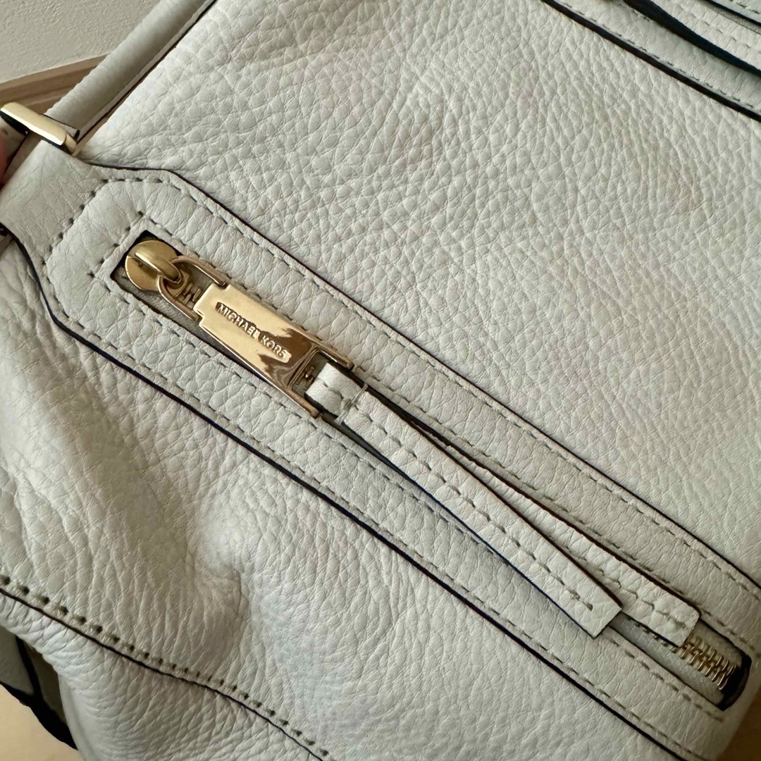 Michael Kors(マイケルコース)のマイケルコース ハンドバッグ ホワイト 白 MICHAEL KORS レディースのバッグ(ハンドバッグ)の商品写真