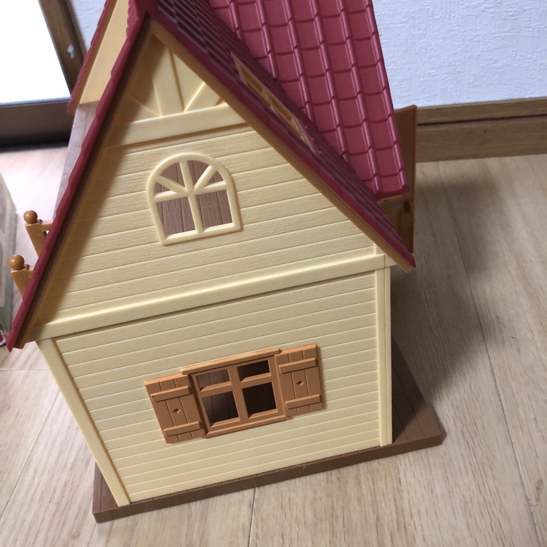 はじめてのシルバニアファミリー　赤い屋根の家 キッズ/ベビー/マタニティのおもちゃ(ぬいぐるみ/人形)の商品写真