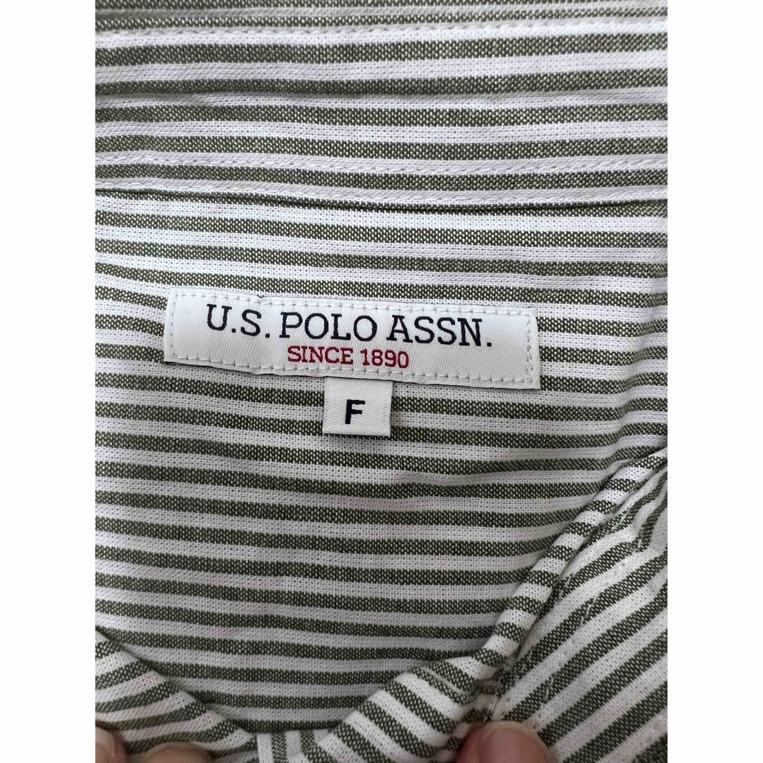 U.S. POLO ASSN.(ユーエスポロアッスン)の★新品★U.S. POLO ASSN グリーンストライプ　シャツ　Fサイズ レディースのトップス(シャツ/ブラウス(長袖/七分))の商品写真