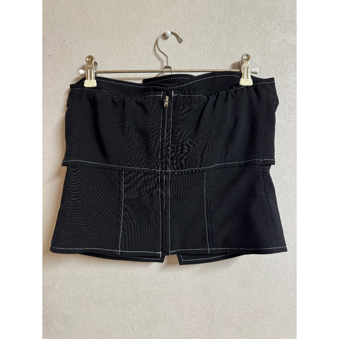 HYKE WHITE STITCH STRAPLESS TOP ベアトップ/チューブトップ