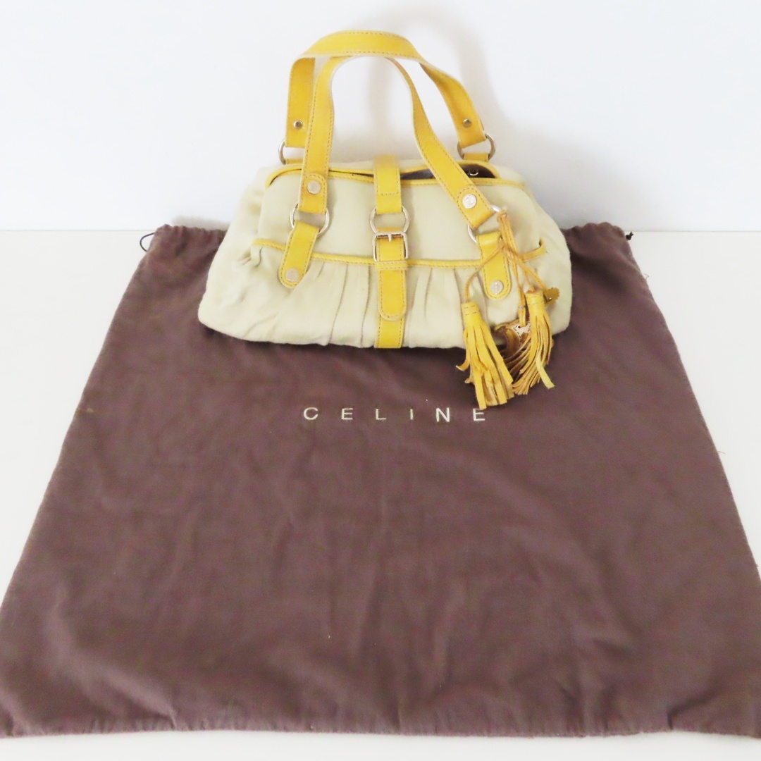 celine(セリーヌ)のT05 CELINE セリーヌ マカダム フリンジ チャーム キャンバス/レザー ハンドバッグ ベージュ/イエロー レディースのバッグ(ハンドバッグ)の商品写真