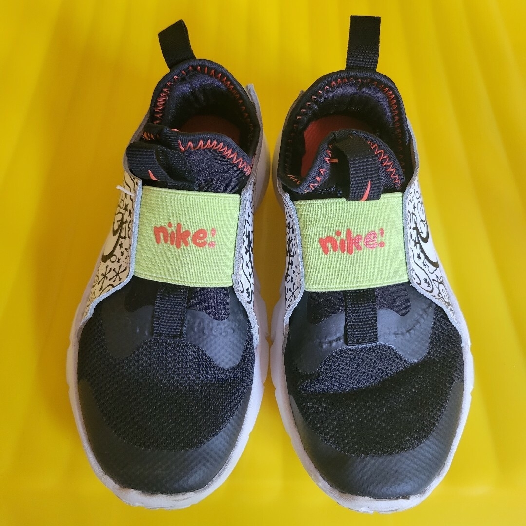 NIKE(ナイキ)の【NIKE】フレックスランナー 17cm キッズ/ベビー/マタニティのキッズ靴/シューズ(15cm~)(スニーカー)の商品写真