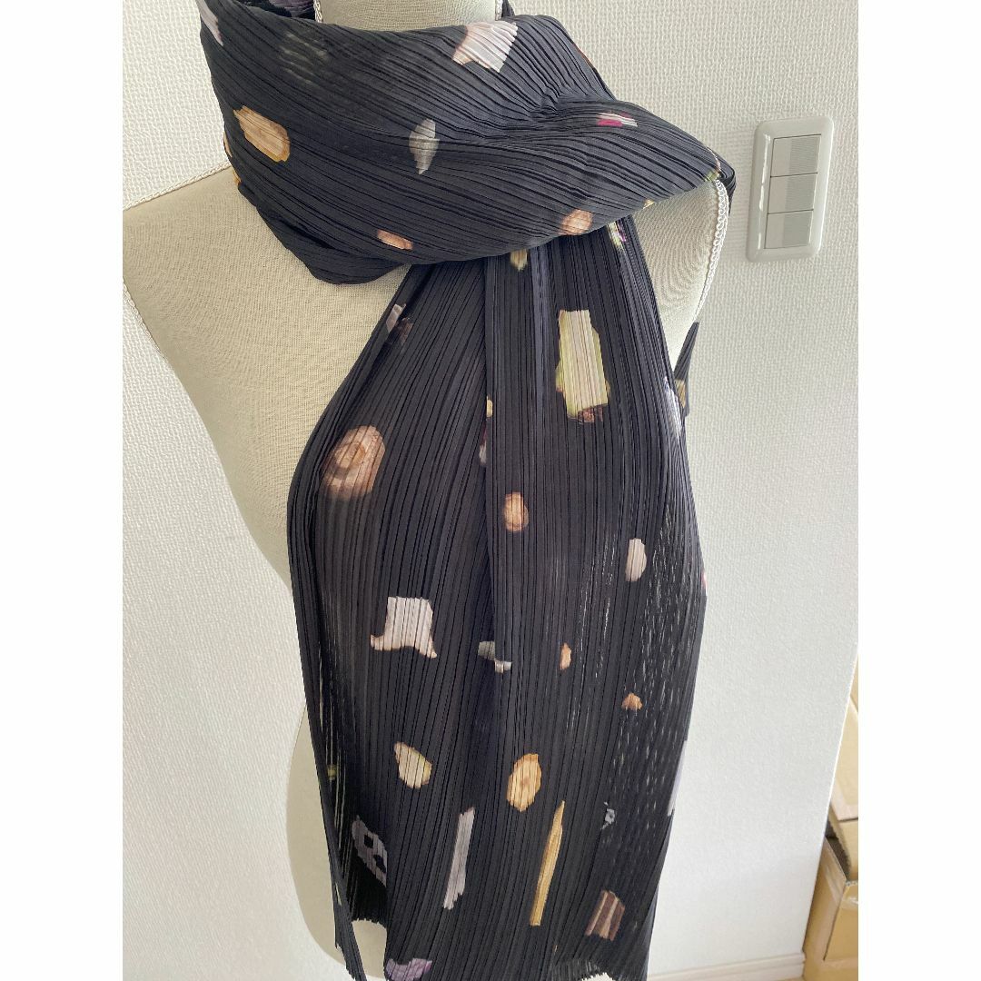 PLEATS PLEASE ISSEY MIYAKE大判ストール PLEATS PLEASE ISSEY MIYAKE大判ストール