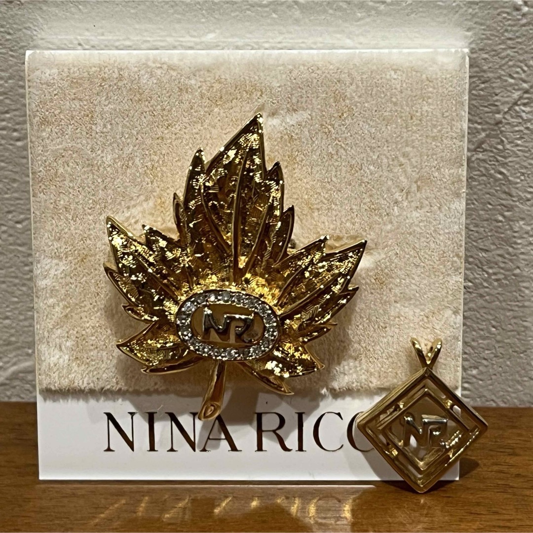 NINA RICCI(ニナリッチ)のNINA RICCI ニナリッチ　ブローチ ヴィンテージ  ゴールド　　 レディースのアクセサリー(ブローチ/コサージュ)の商品写真