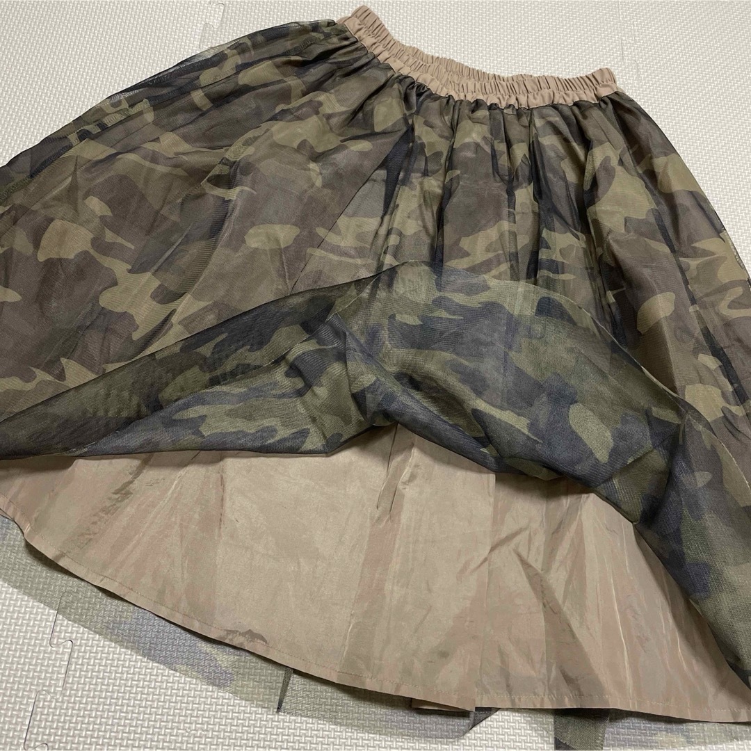 green parks(グリーンパークス)のchocol raffine robe 迷彩　スカート　膝丈　チュール レディースのスカート(ひざ丈スカート)の商品写真