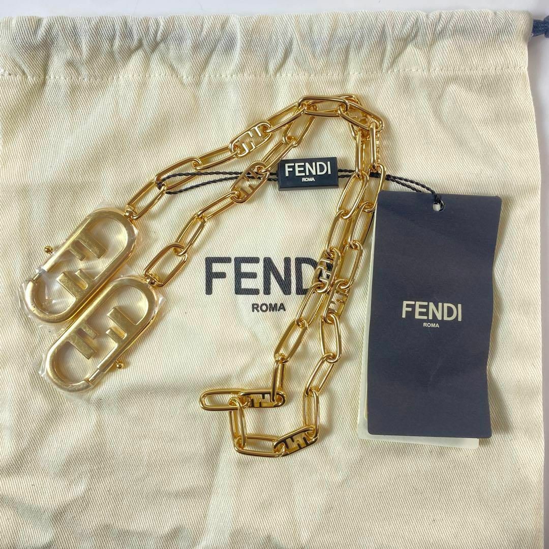 FENDI(フェンディ)の定価15万 新品 フェンディ FENDI ロゴ チェーン ショルダー ストラップ レディースのバッグ(その他)の商品写真