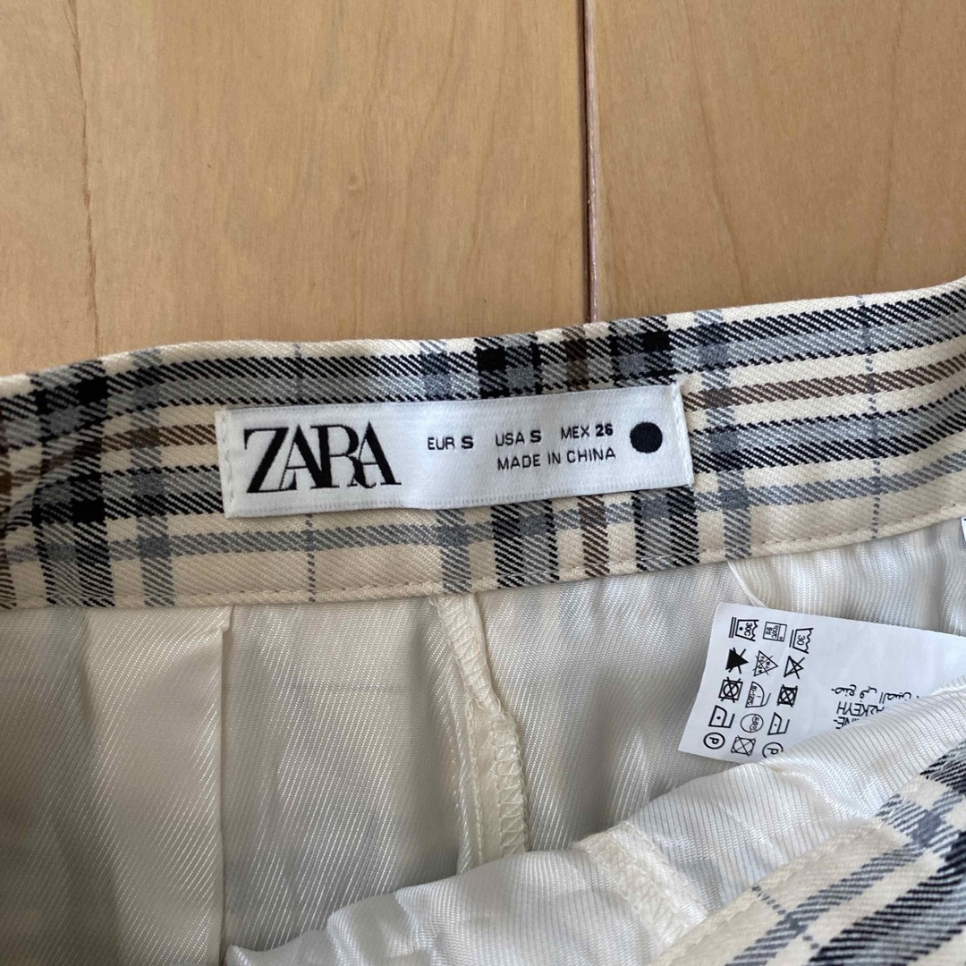 ZARA(ザラ)のZARA プリーツスカート レディースのスカート(ひざ丈スカート)の商品写真