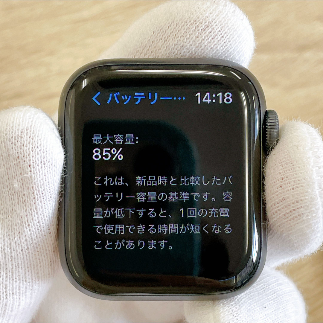 Apple(アップル)のApple Watch Series5 40mm スマホ/家電/カメラのスマホ/家電/カメラ その他(その他)の商品写真