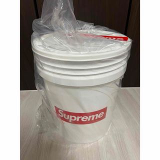 Supreme - supreme バケツ