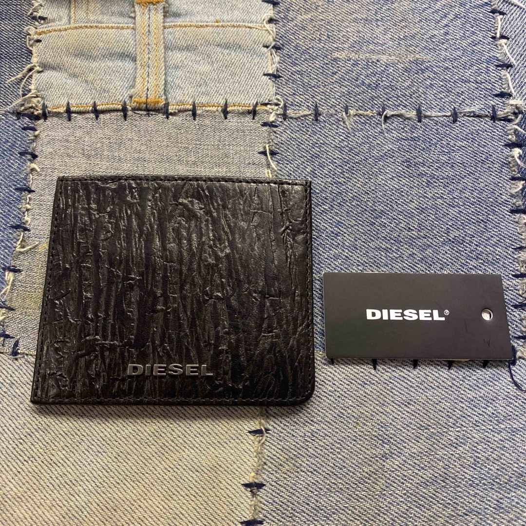 DIESEL(ディーゼル)の【新品】DIESEL カードケース メンズのファッション小物(名刺入れ/定期入れ)の商品写真