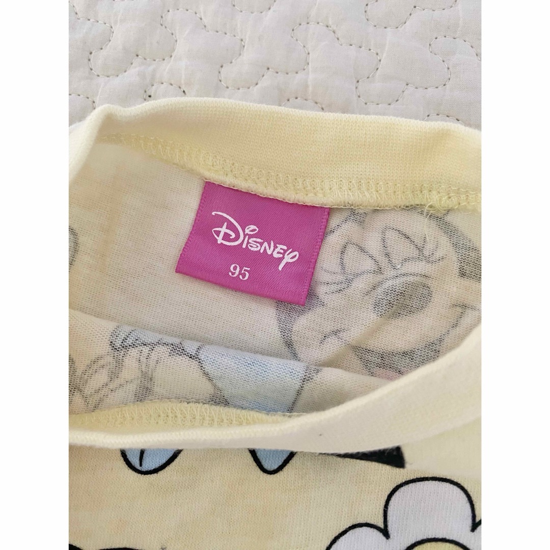 disney バースディ ミニーTシャツ　今期完売　95 キッズ/ベビー/マタニティのキッズ服女の子用(90cm~)(Tシャツ/カットソー)の商品写真