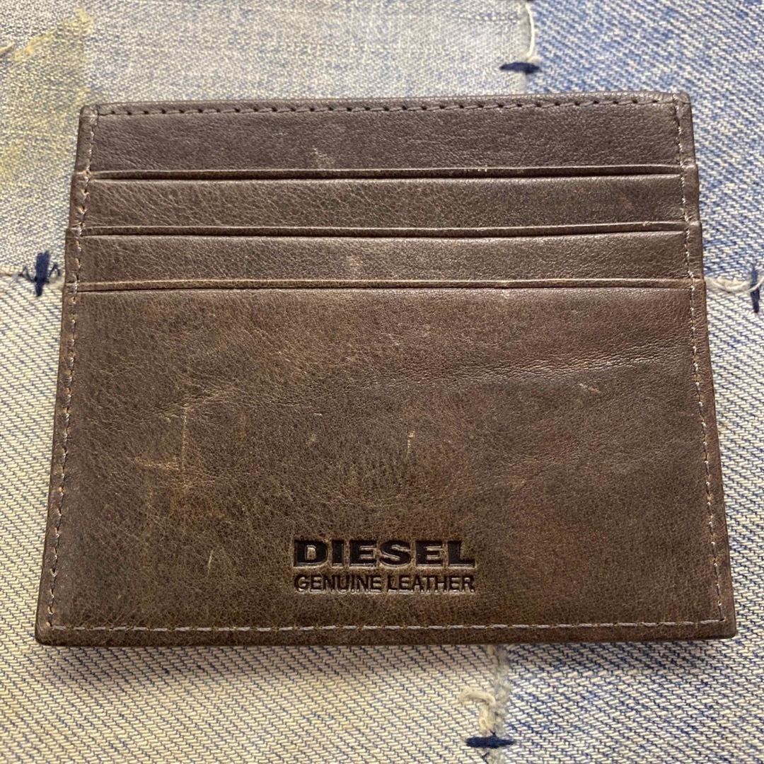 DIESEL(ディーゼル)の【新品】DIESEL カードケース メンズのファッション小物(名刺入れ/定期入れ)の商品写真