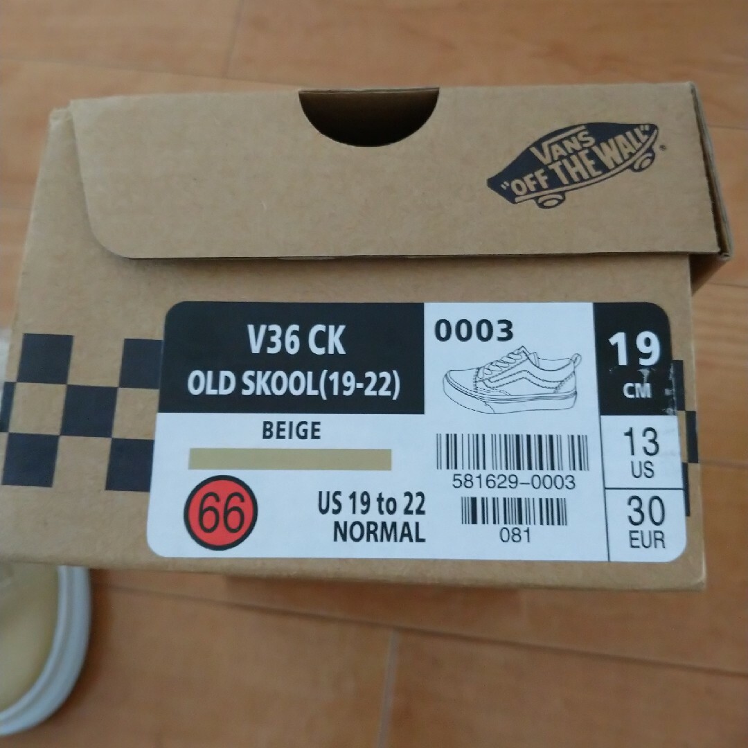 VANS(ヴァンズ)のVANS キッズ 19cm キッズ/ベビー/マタニティのキッズ靴/シューズ(15cm~)(スニーカー)の商品写真