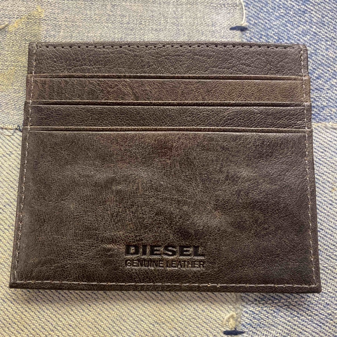 DIESEL(ディーゼル)の【新品】DIESEL カードケース メンズのファッション小物(名刺入れ/定期入れ)の商品写真
