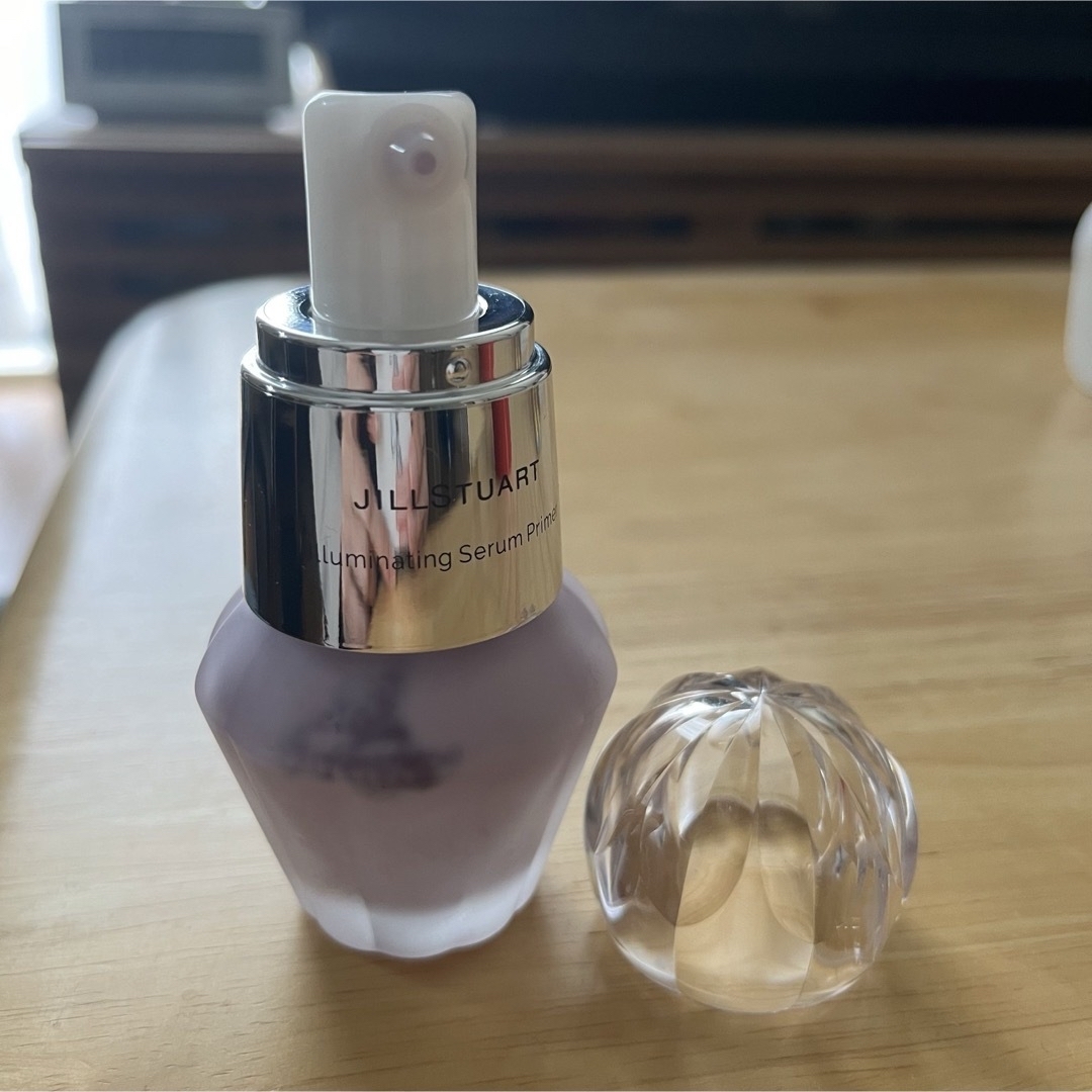 JILLSTUART(ジルスチュアート)の【24時間以内発送】 イルミネイティング セラムプライマー 30ml コスメ/美容のベースメイク/化粧品(化粧下地)の商品写真