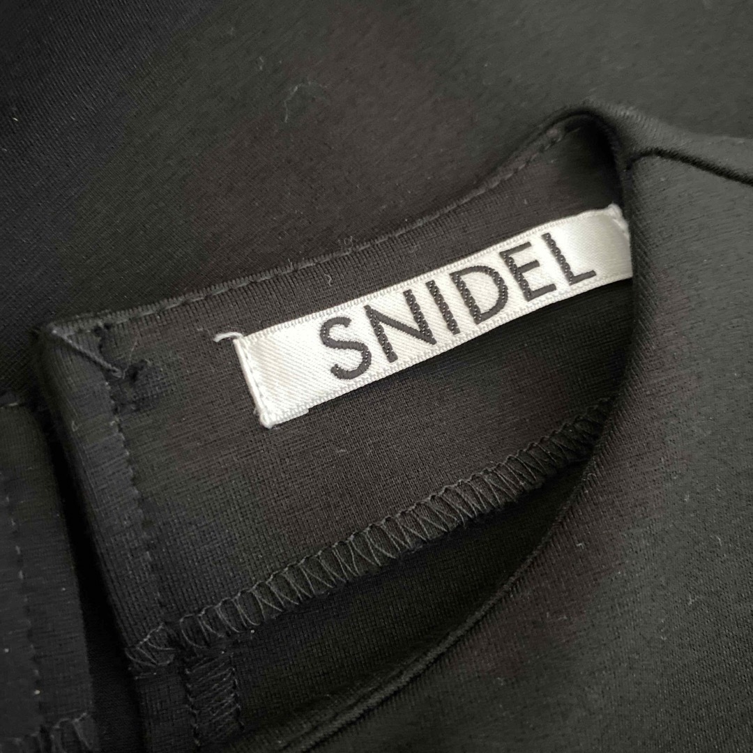 SNIDEL(スナイデル)のsnidel ワンピース レディースのワンピース(ひざ丈ワンピース)の商品写真