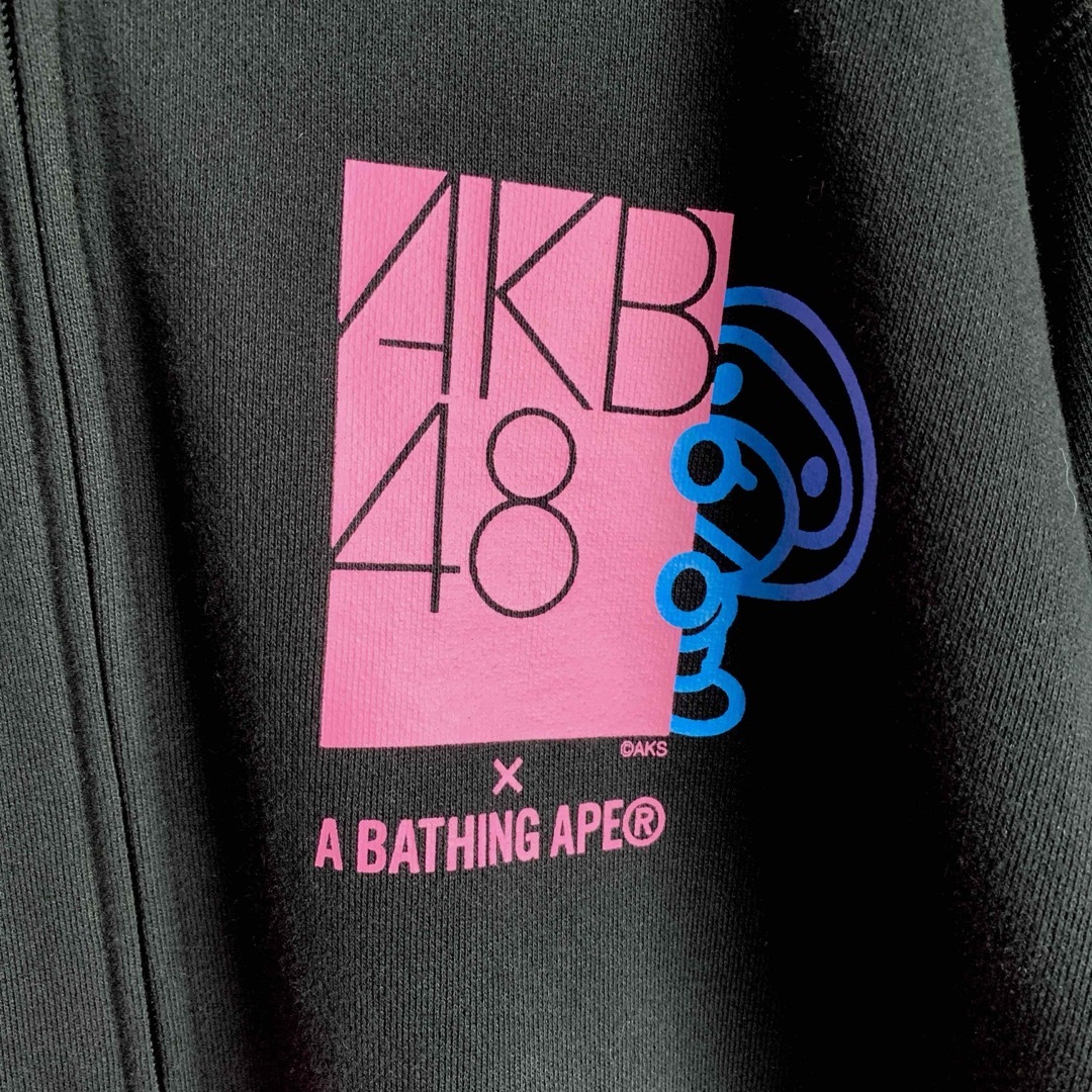 A BATHING APE(アベイシングエイプ)のAKB48 x A Bathing Ape スウェットパーカー  XXL エイプ メンズのトップス(パーカー)の商品写真