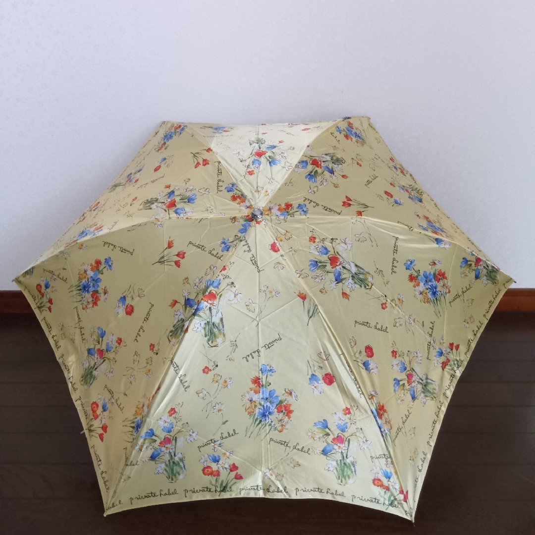 PRIVATE LABEL(プライベートレーベル)のプライベートレーベル 折り畳み傘 イエロー花柄 オーロラ USED良品 レディースのファッション小物(傘)の商品写真