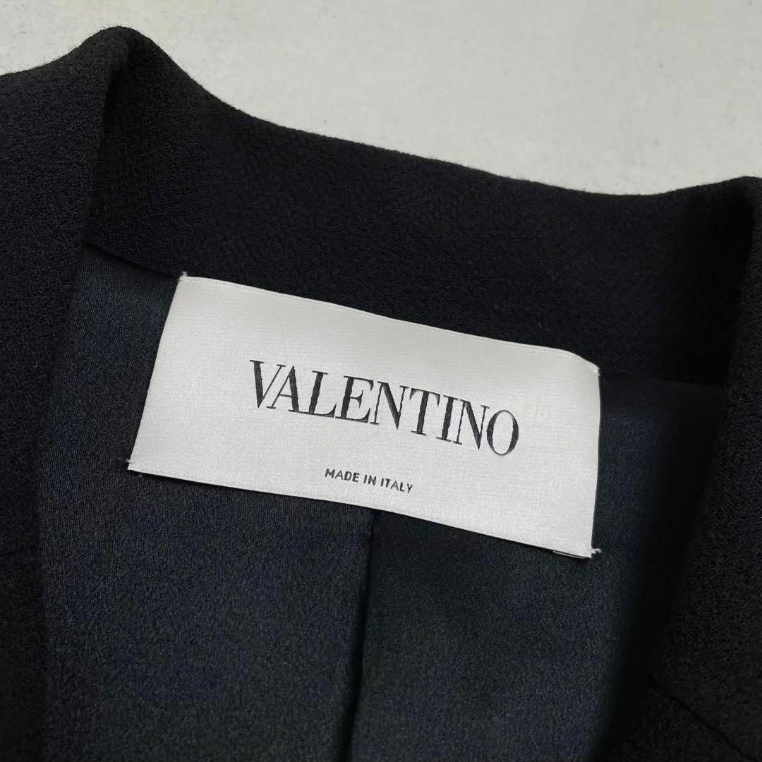 VALENTINO(ヴァレンティノ)の【美品】VALENTINO ヴァレンティノ ギャザー ジャケット ブラック レディースのジャケット/アウター(テーラードジャケット)の商品写真