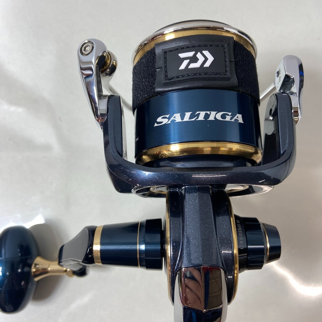 DAIWA(ダイワ)のΨΨDAIWA ダイワ スピニングリール　20ソルティガ　10000-H　箱付 00065004 スポーツ/アウトドアのフィッシング(リール)の商品写真