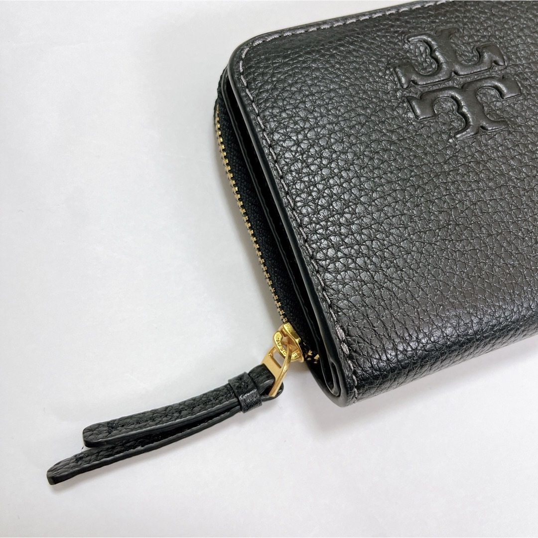 Tory Burch(トリーバーチ)の未使用　トリーバーチ　財布　ブランド　ショップバック　二つ折り　小さめ　皮 レディースのファッション小物(財布)の商品写真