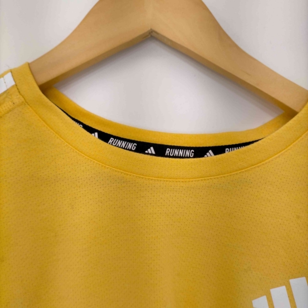 adidas(アディダス)のadidas(アディダス) オウン ザ ラン スリーストライプス 半袖Tシャツ メンズのトップス(Tシャツ/カットソー(半袖/袖なし))の商品写真