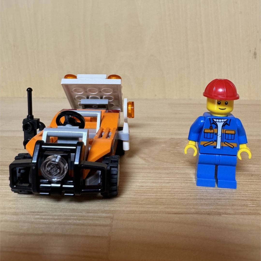 Lego(レゴ)の30357 Road Worker レゴ  LEGO ミニフィグ キッズ/ベビー/マタニティのおもちゃ(積み木/ブロック)の商品写真