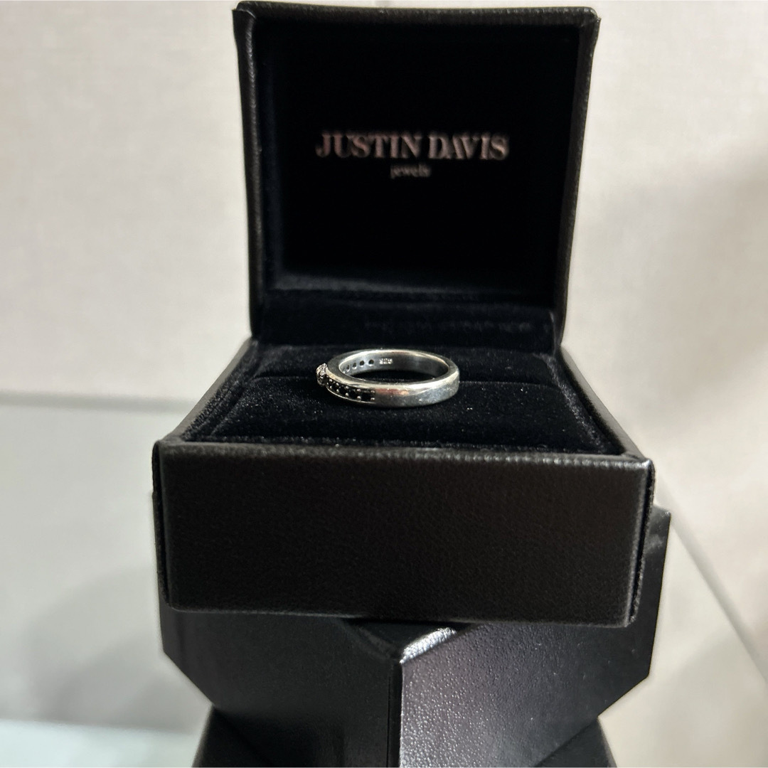 Justin Davis(ジャスティンデイビス)のJUSTIN DAVIS LOVABLE Ring 13号　オニキス メンズのアクセサリー(リング(指輪))の商品写真