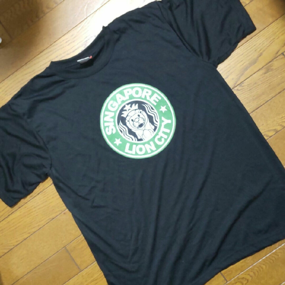 ブラックデザインＴシャツ メンズのトップス(Tシャツ/カットソー(半袖/袖なし))の商品写真