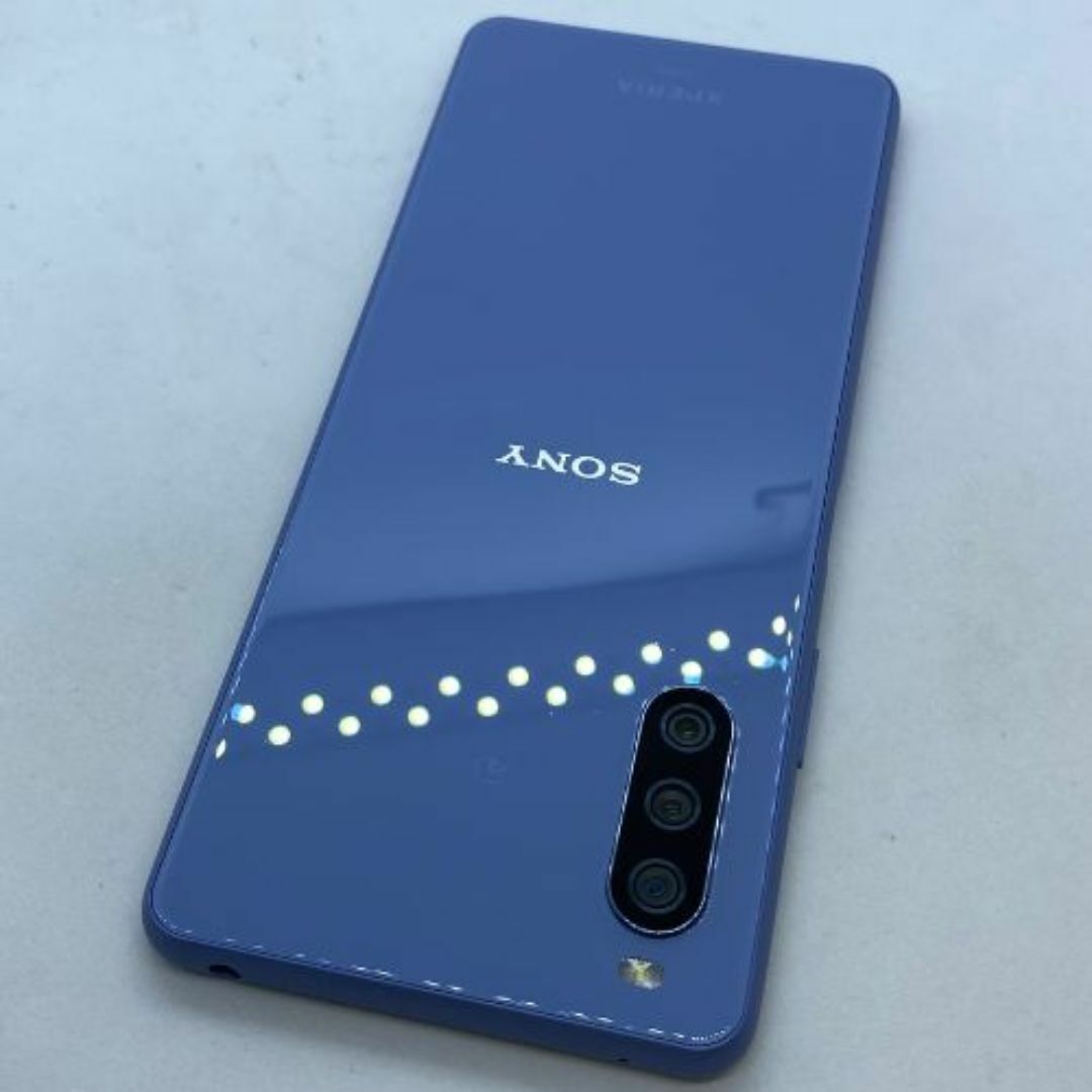 SONY(ソニー)の【中古品】Xperia 10 III au SIMロック解除済 SOG04 ブルー スマホ/家電/カメラのスマートフォン/携帯電話(スマートフォン本体)の商品写真