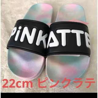 ピンクラテ(PINK-latte)の大人気新品　ピンクラテPINK-latte  ビーチサンダル 22cm  黒白(サンダル)